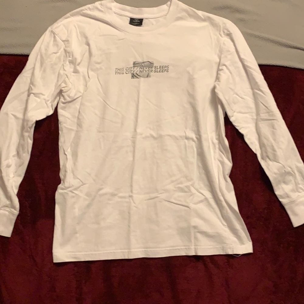 Cotton On Graphic Long Sleeve Shirt